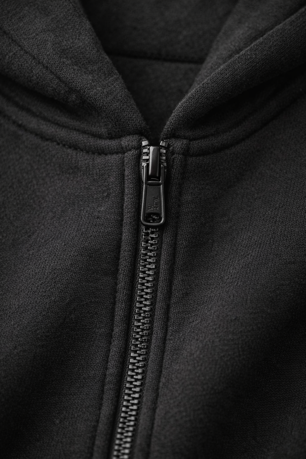 Oversized Zipper - Midnight Black